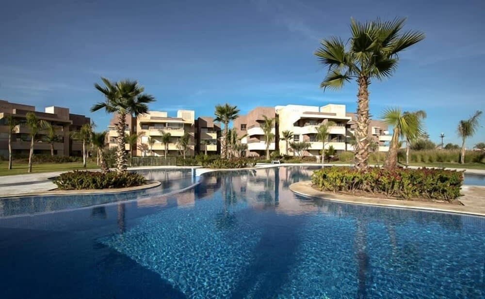 Privilege House jade 1