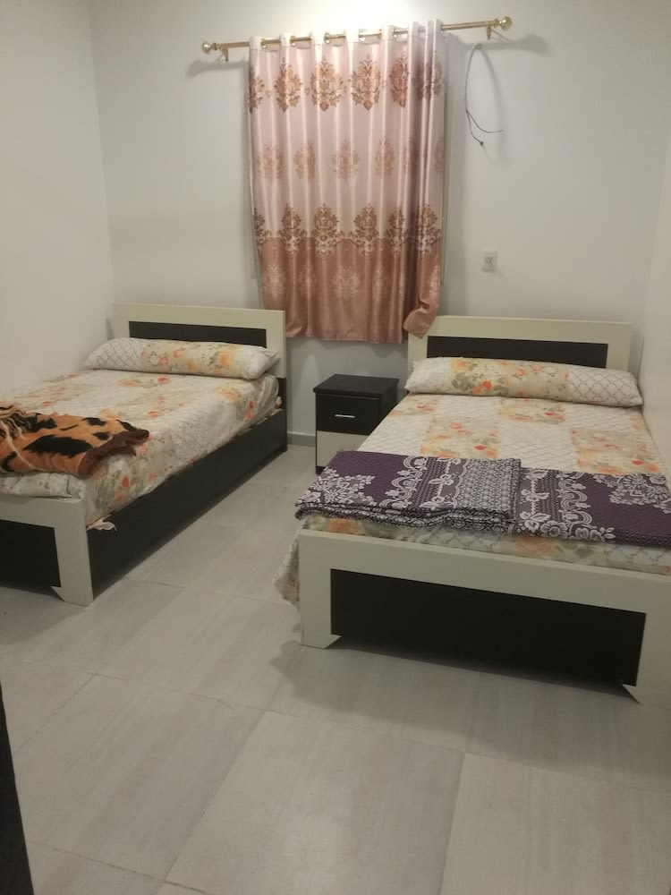 Queen Hostel 1