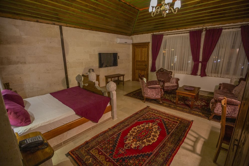 Stone House Cave Hotel 5