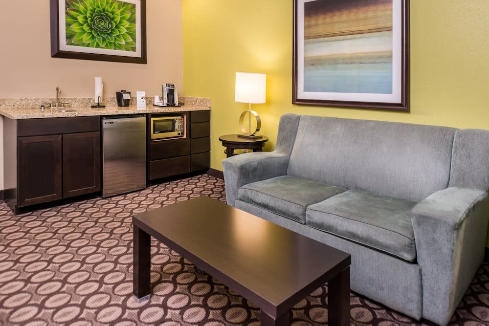 Holiday Inn Express & Suites ROCKPORT - BAY VIEW by IHG 2