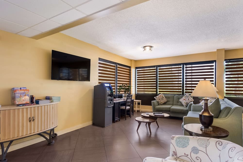 SureStay Hotel by Best Western St Pete Clearwater Airport 2