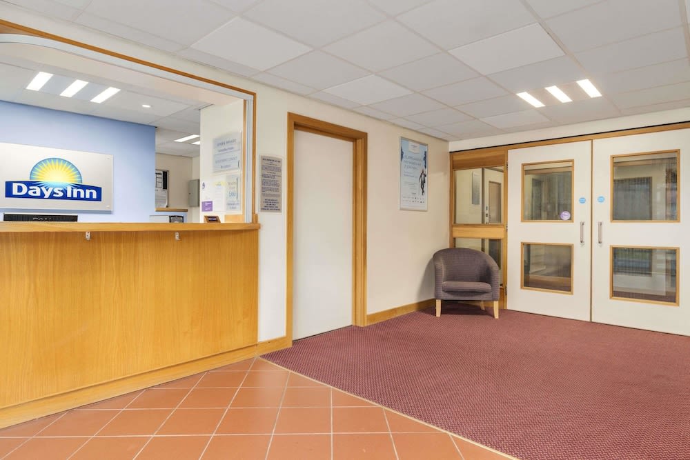 Days Inn by Wyndham Winchester M3 2