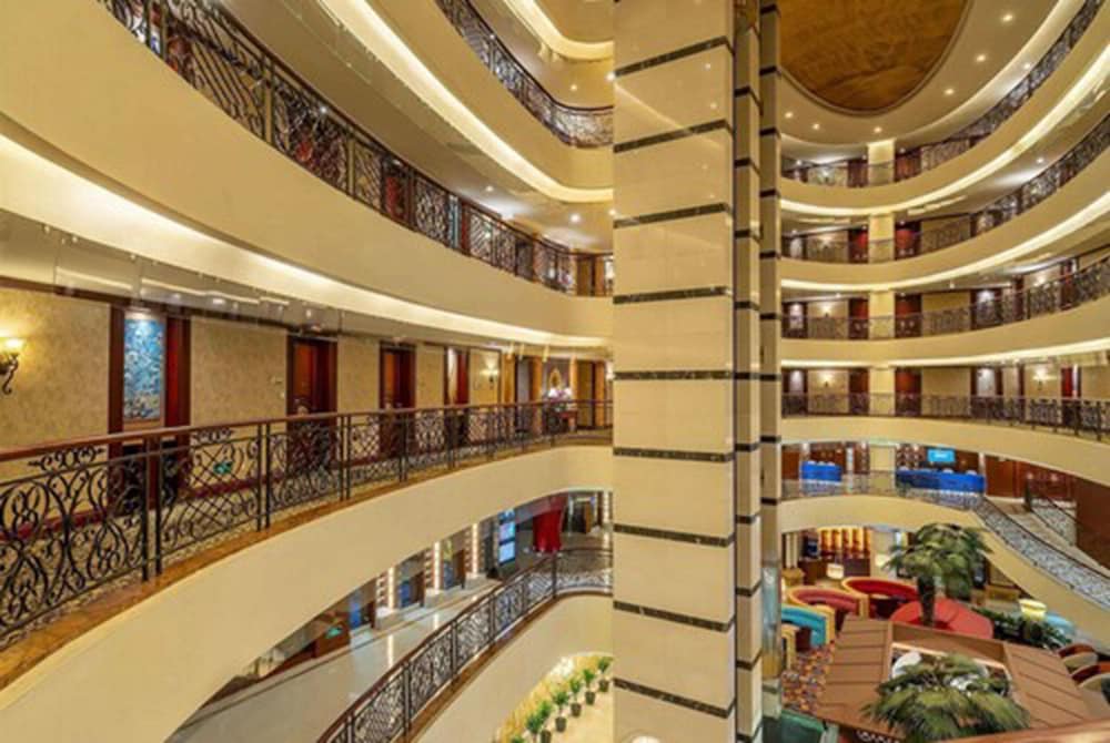 Wyndham Shanghai Hongqiao 3