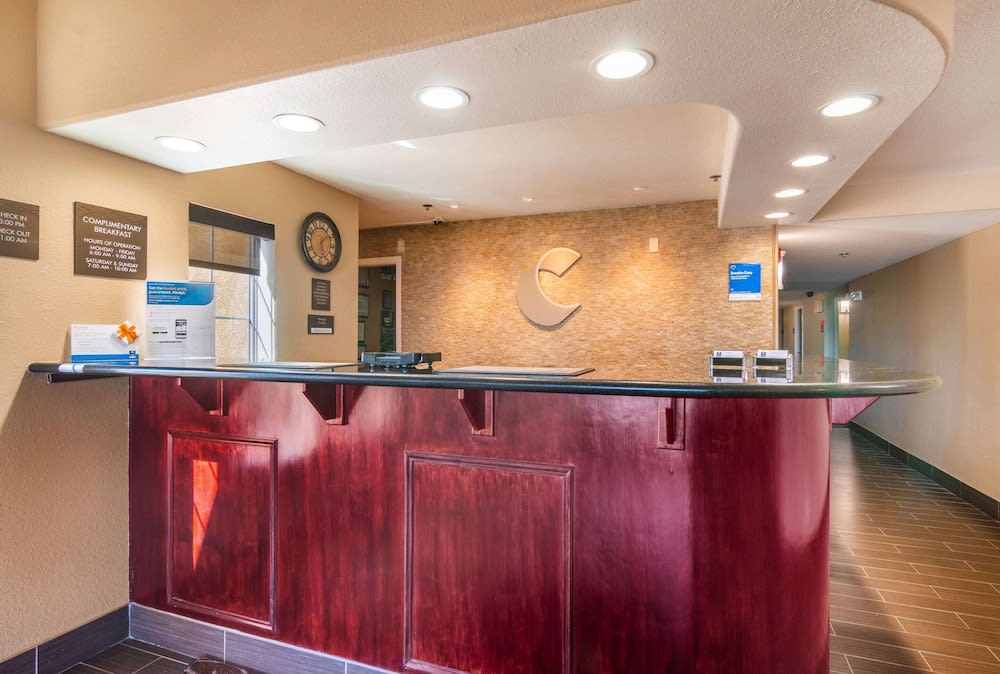 Comfort Inn & Suites Mojave 2