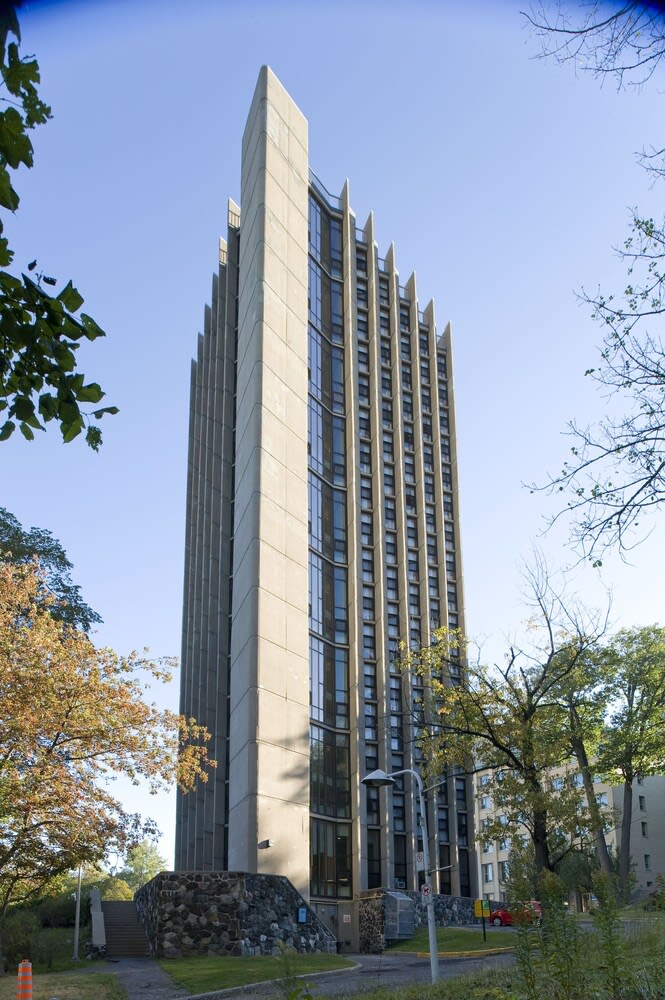 ZUM MTL Auberge d'été - Université de Montréal 1