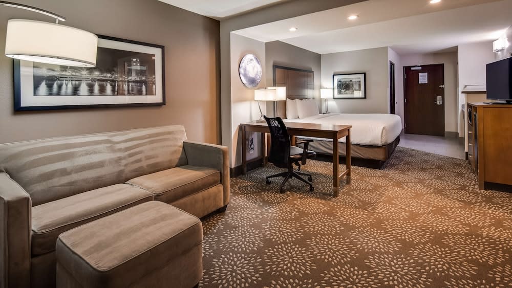 Best Western Plus Spokane North 5