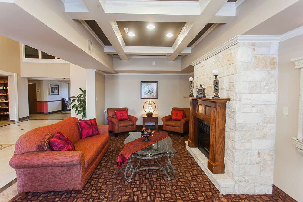 Best Western Plus Georgetown Inn & Suites 2