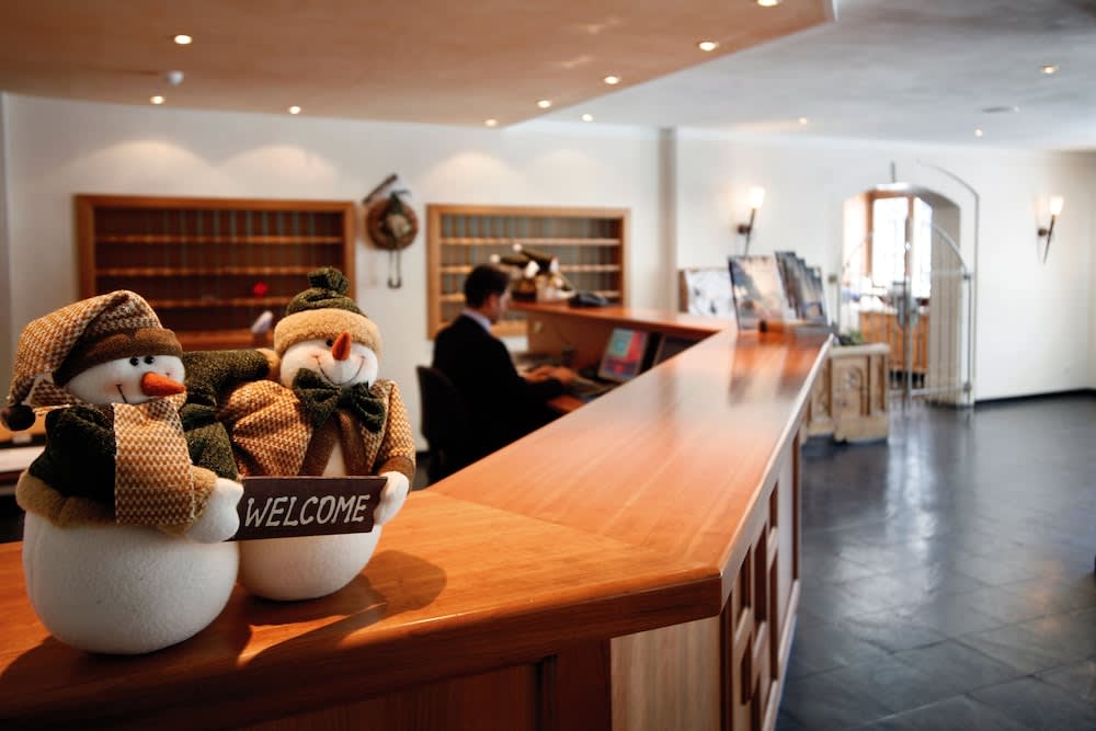 TH Corvara - Greif Hotel 2