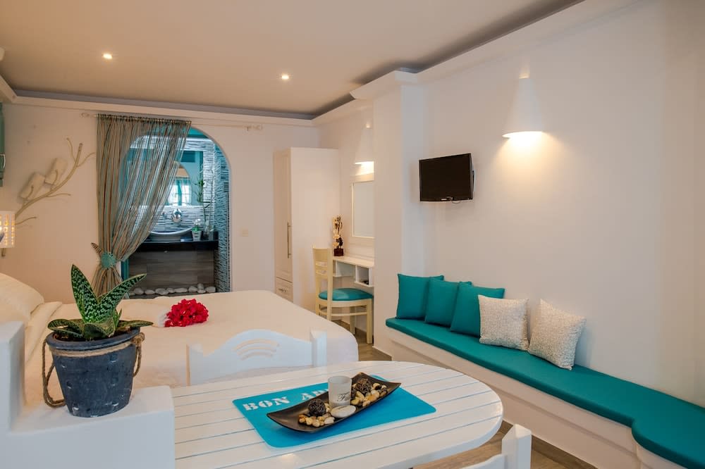 Anastasia Princess Luxury Beach Residence, Adults Only 3
