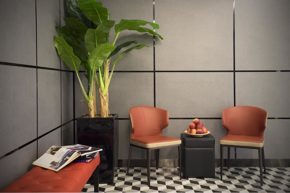 Hotel 81 Premier Hollywood 5