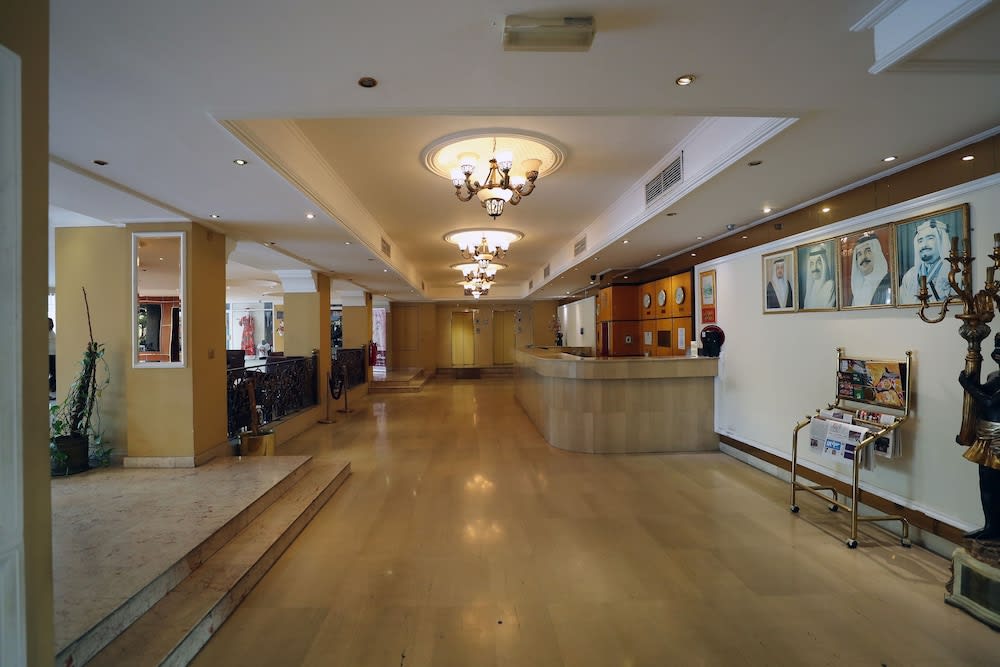 OYO 112 Semiramis Hotel 2