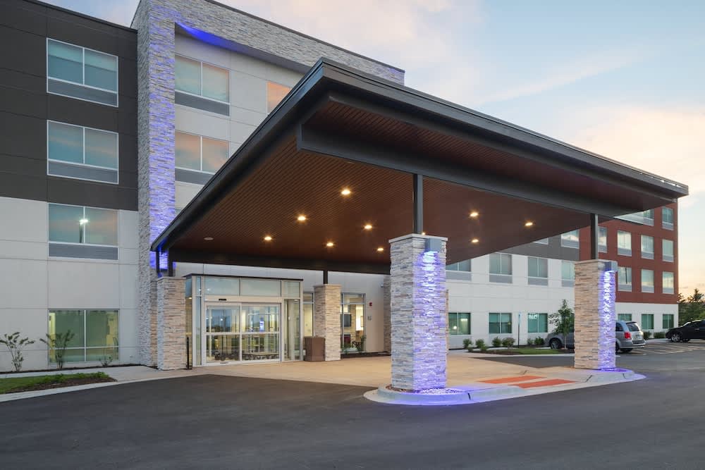 Holiday Inn Express & Suites BOURBONNAIS EAST - BRADLEY by IHG 1