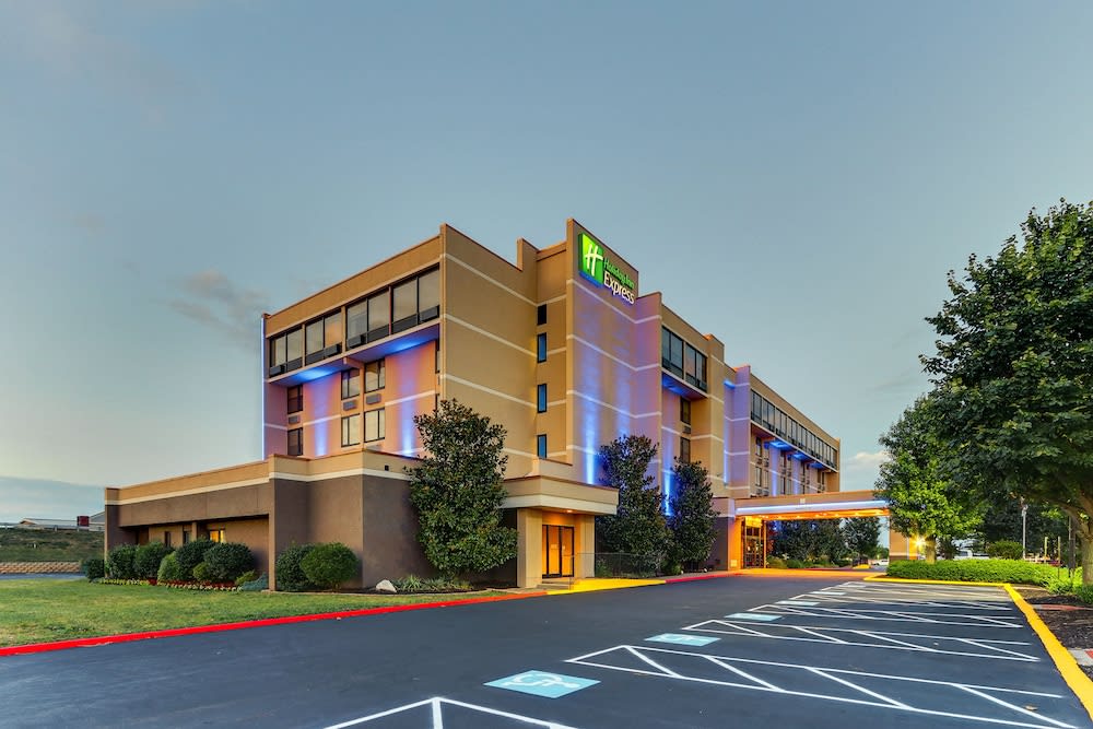 Holiday Inn Express ABERDEEN-CHESAPEAKE HOUSE by IHG 1