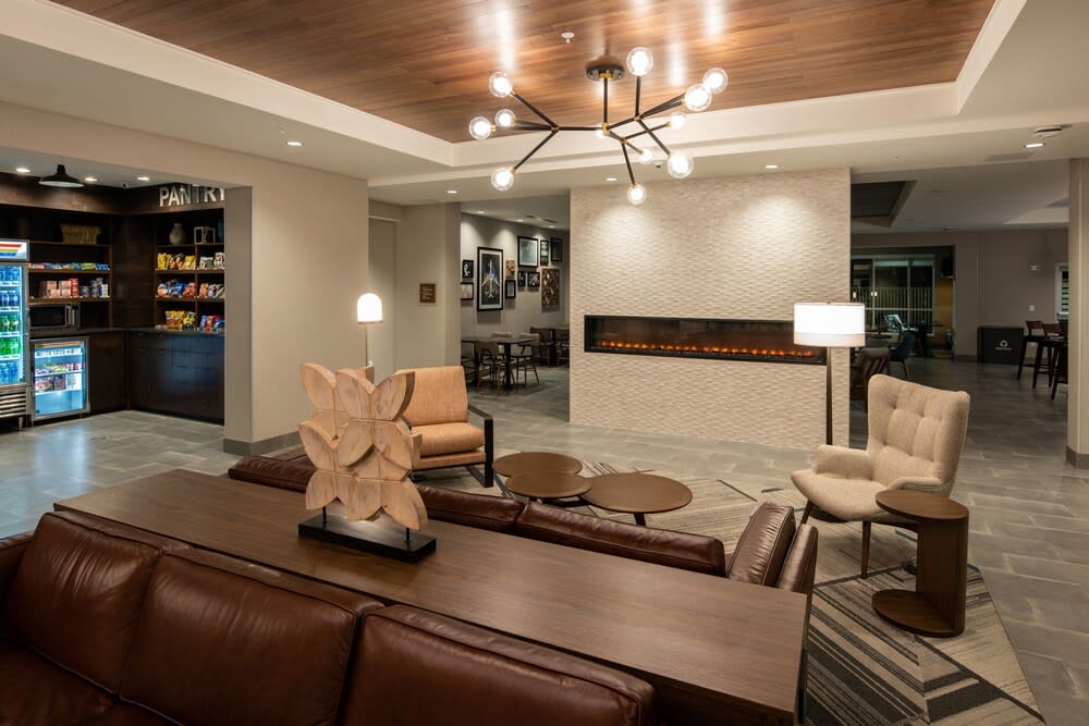 Four Points by Sheraton Albany 2