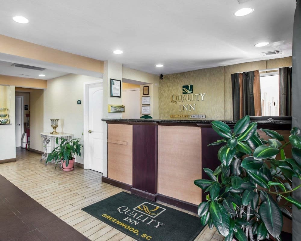 Quality Inn Greenwood Hwy 25 2