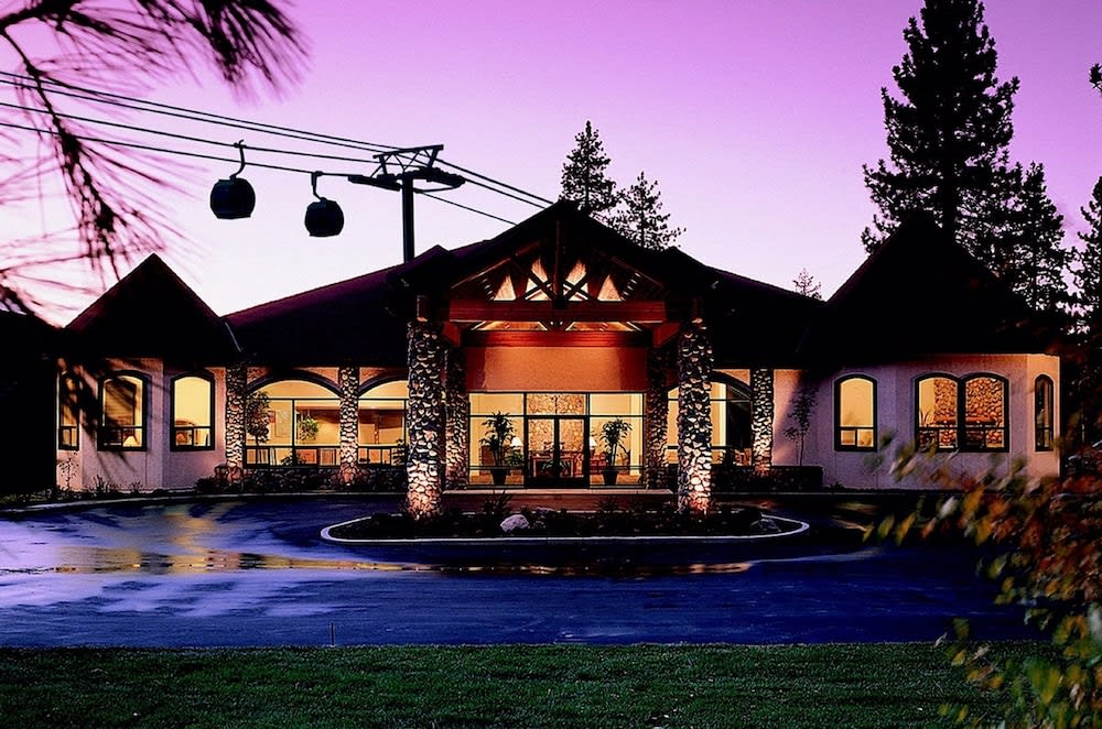 Forest Suites Resort at the Heavenly Village 1