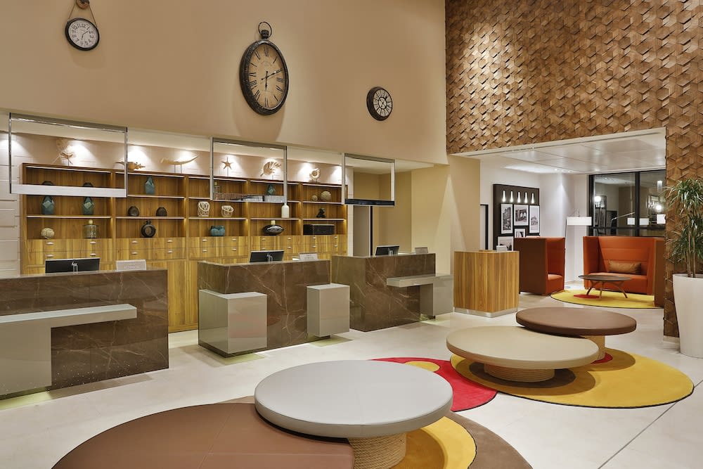 Park Mall Hotel & Conference Center 3