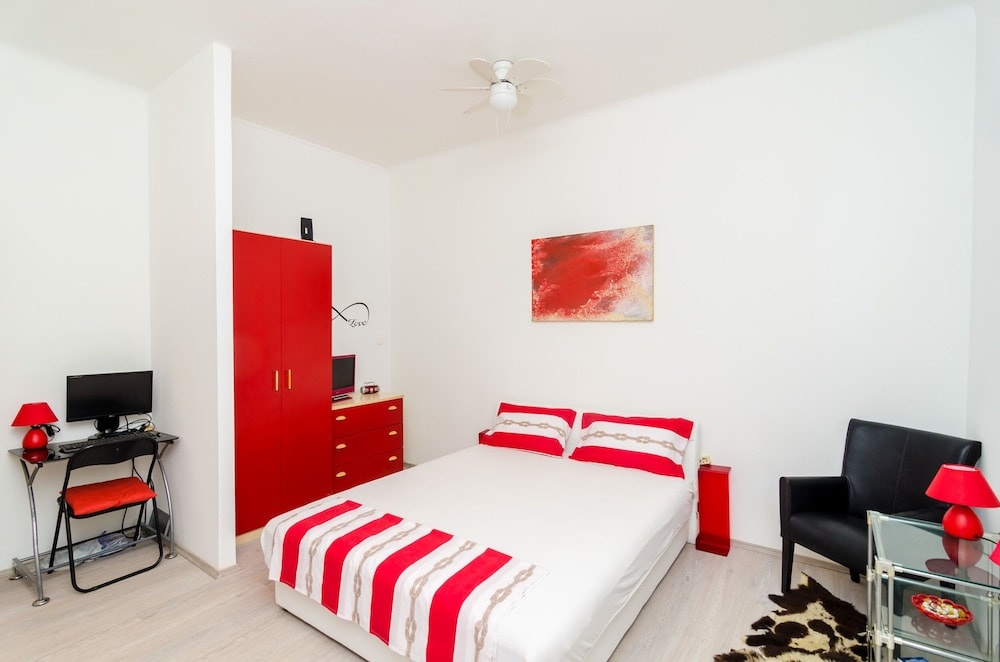 Apartment Caceris 1