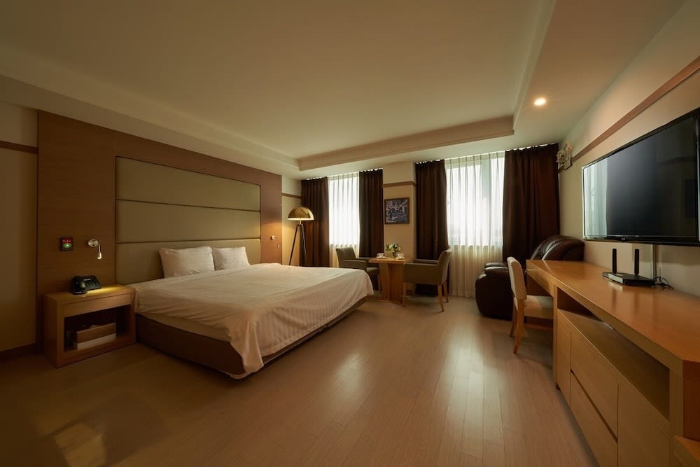 Gyeongju GG Tourist Hotel 4