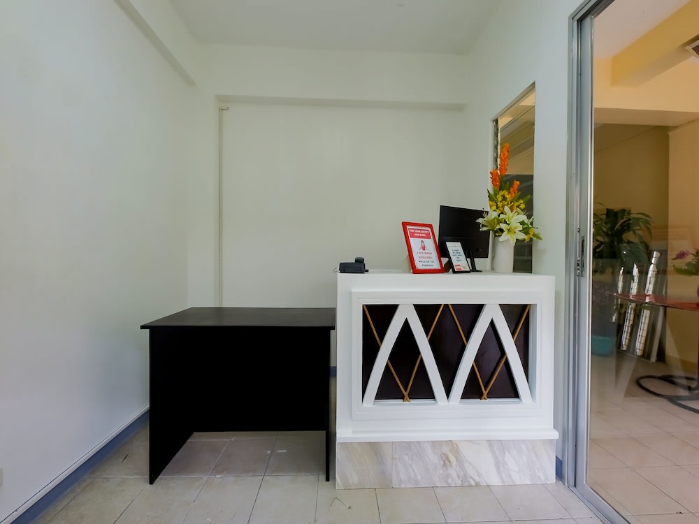 OYO 840 Orangenest Apartelle 2
