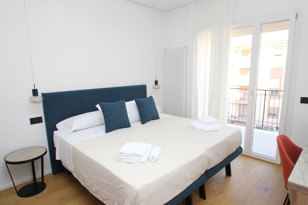 B&B Le Suites di Costanza 2