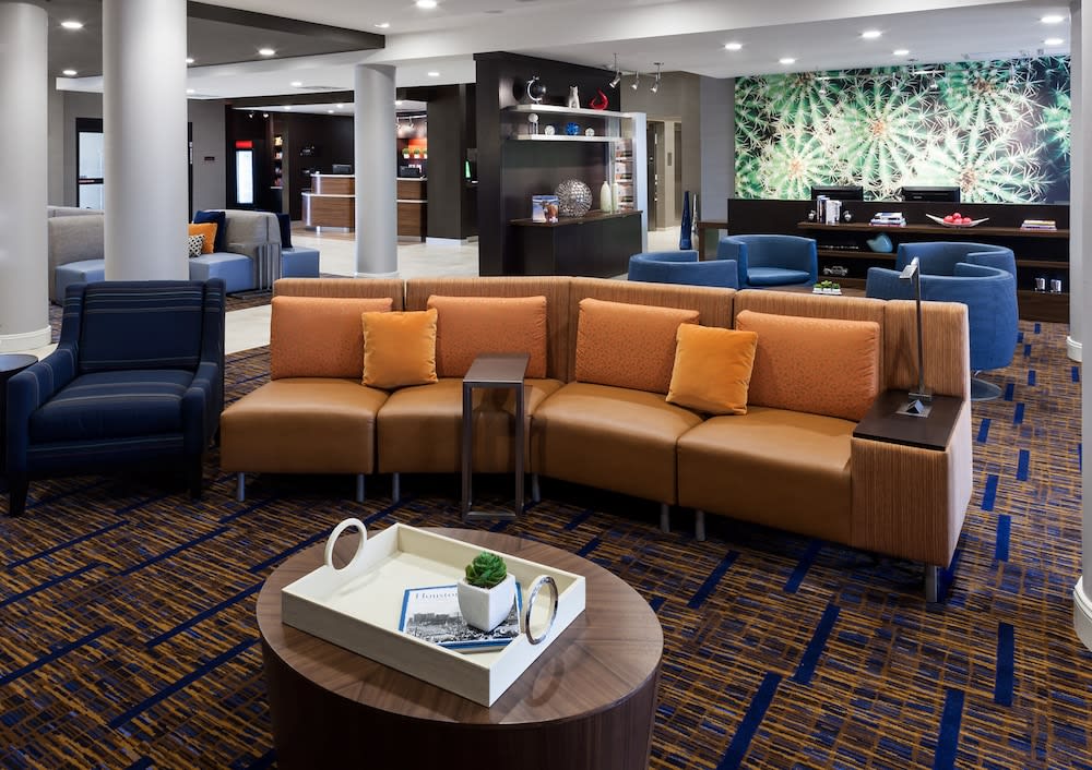 Courtyard by Marriott Houston North/Shenandoah 5