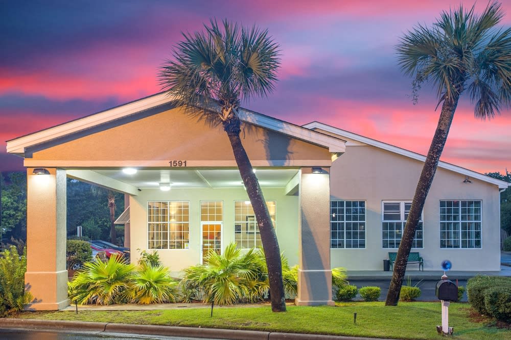 SureStay Hotel by Best Western North Myrtle Beach 1