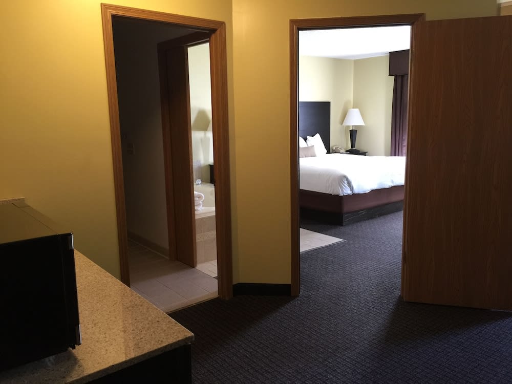 Best Western Lakewinds 5