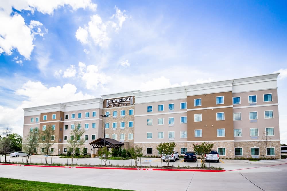 Staybridge Suites PLANO NORTH - FRISCO by IHG 1