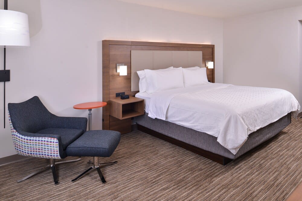 Holiday Inn Express & Suites MESQUITE by IHG 2