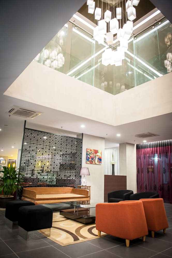 Sky Hotel 2