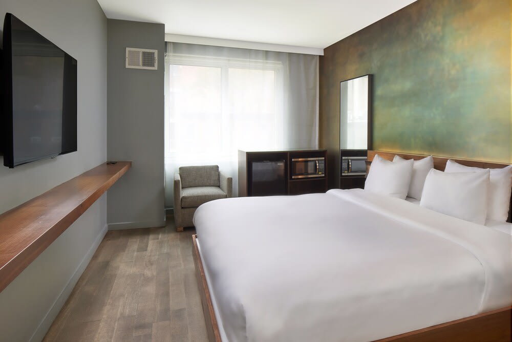 Truss Hotel Times Square 1