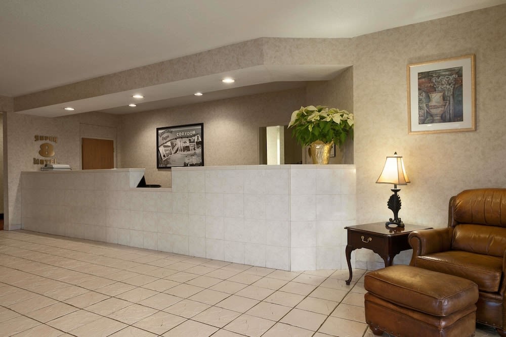 Super 8 by Wyndham Corydon 2