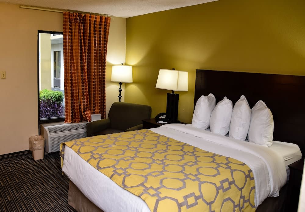 Baymont by Wyndham Columbus GA 4