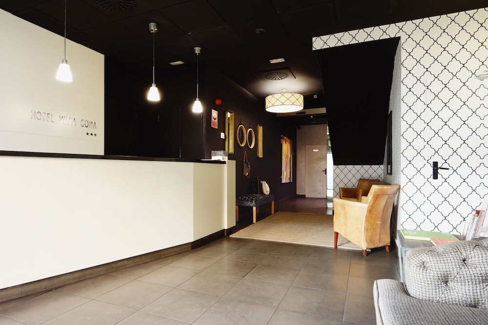 U Hotel Villa-Gomá 2