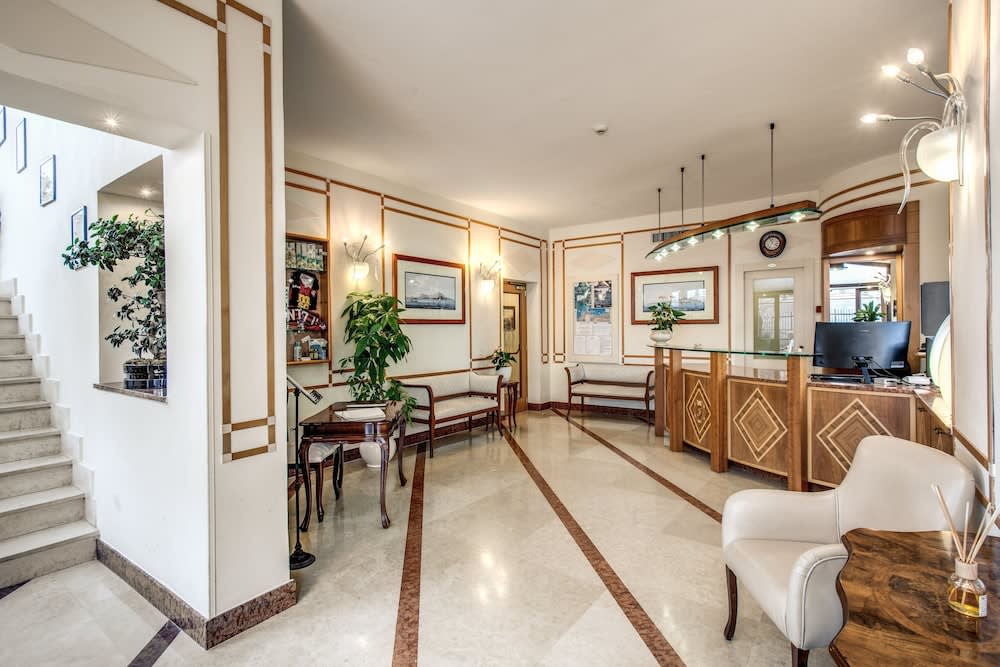 Hotel Florida 2