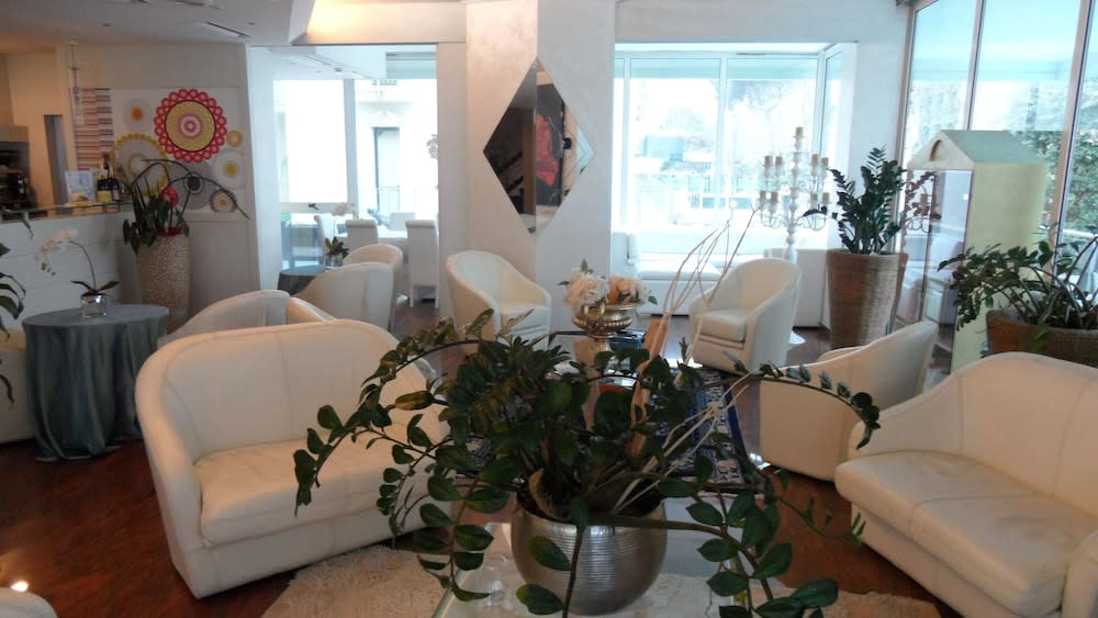 Best Western Maison B Hotel 3