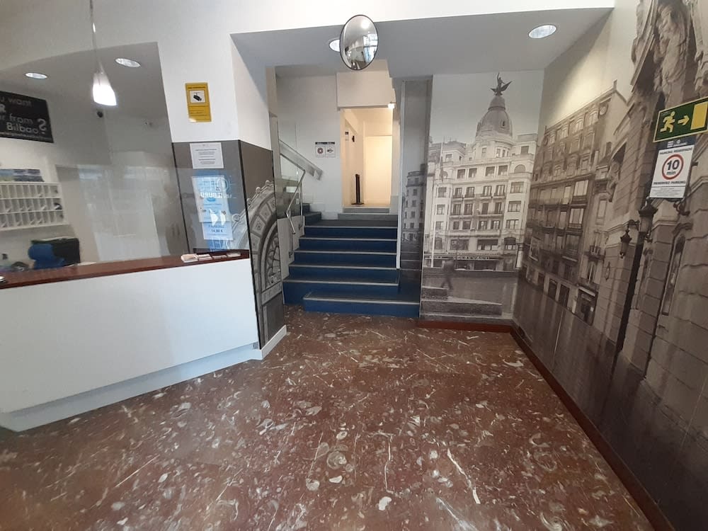 Hotel Photo Zabalburu 2