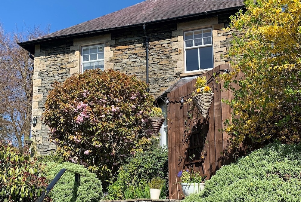 Ivythwaite Lodge Guest House 1
