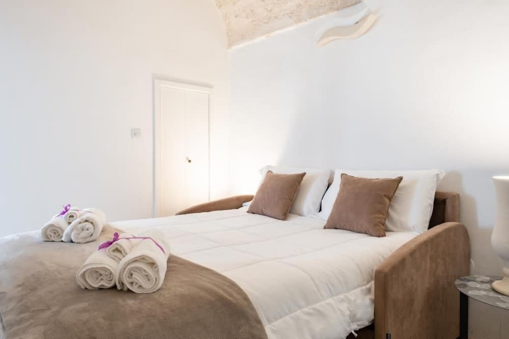 Palazzo Rapanà - Luxury Apt with hydromassage pool 3