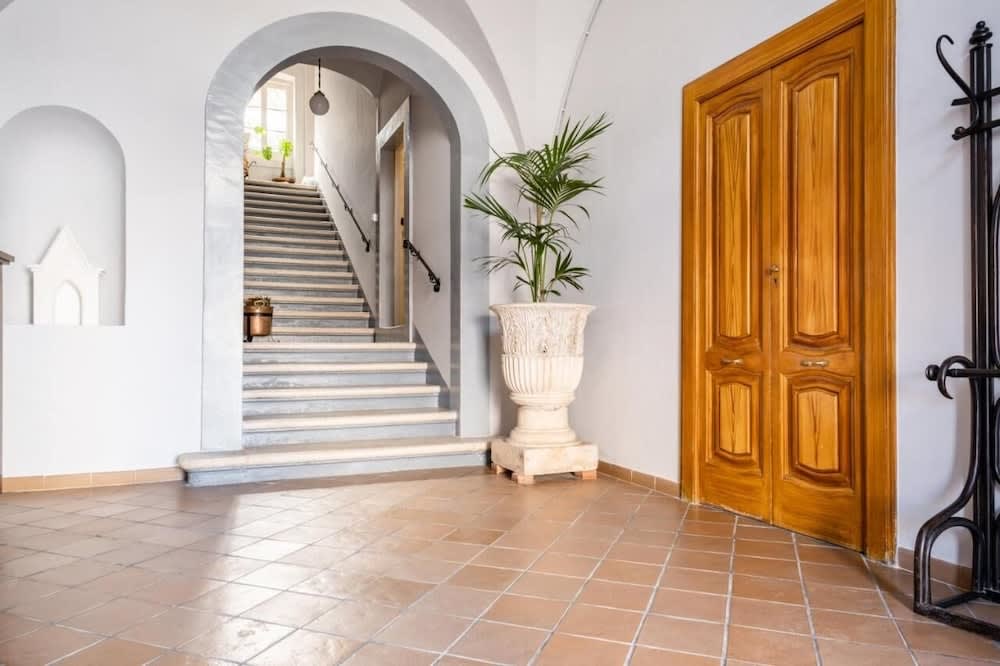 Palazzo Rapanà - Luxury Apt with hydromassage pool 2