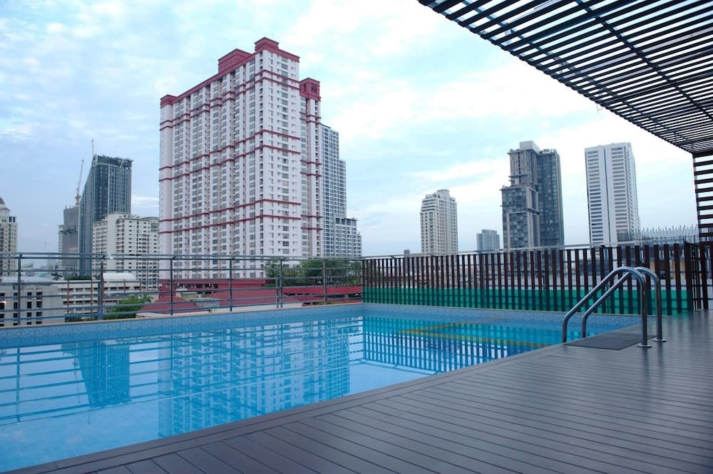 Top High Airport Link Hotel, Bangkok 1