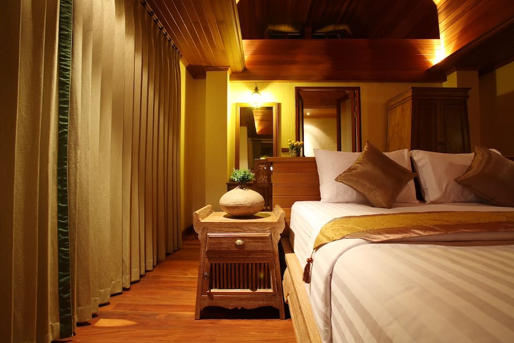 Chivapuri Beach Resort 1