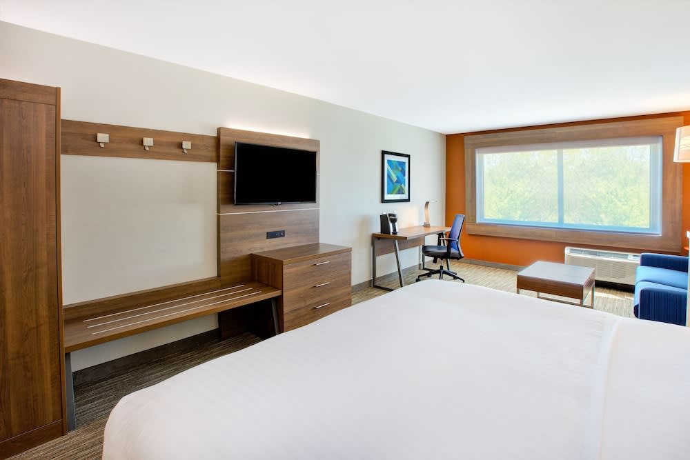 Holiday Inn Express & Suites NEW CASTLE by IHG 2