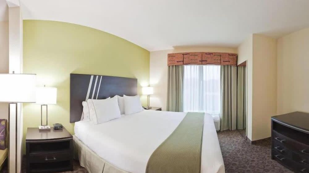 Holiday Inn Express & Suites CLEMSON - UNIV AREA by IHG 2