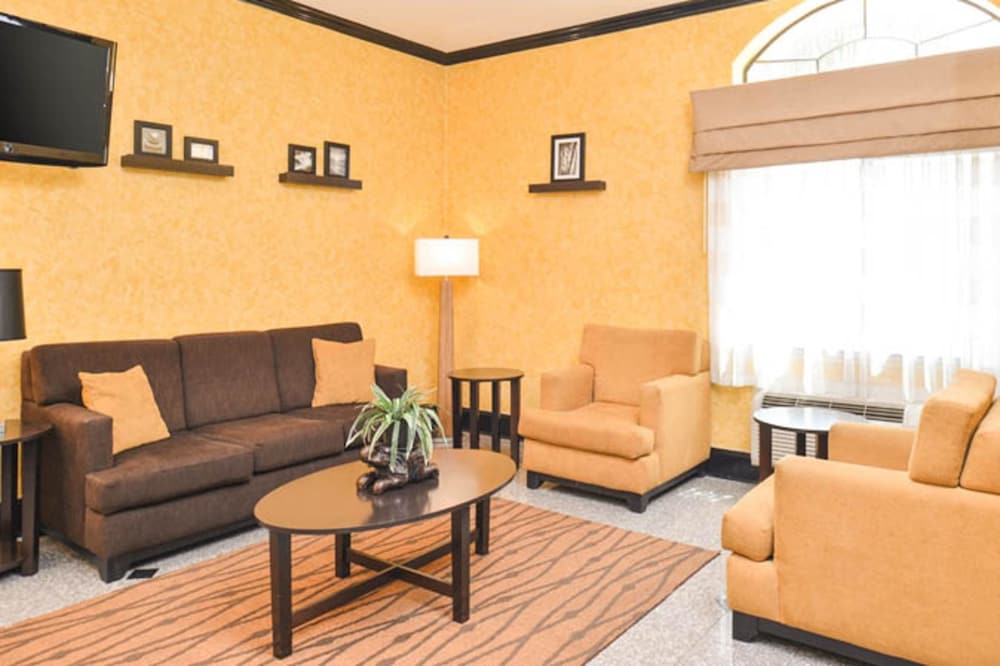 Sleep Inn & Suites Downtown Houston Near Convention Center 2