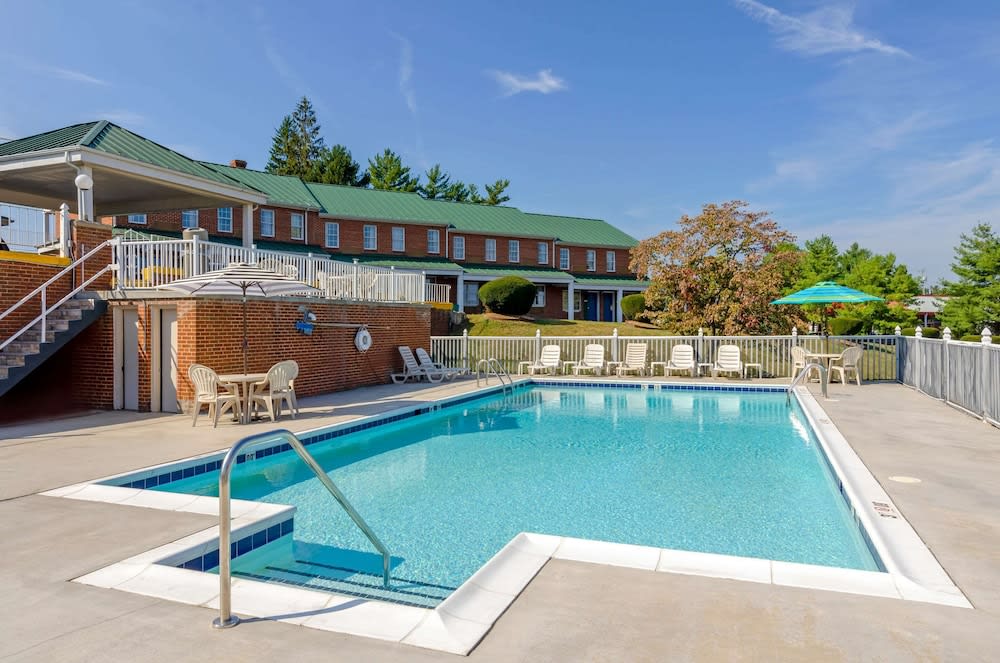 Quality Inn Waynesboro - Skyline Drive 1