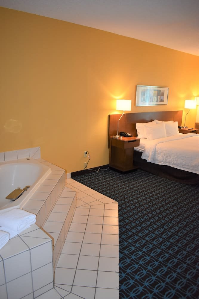 Fairfield Inn & Suites by Marriott Cleveland Streetsboro 3