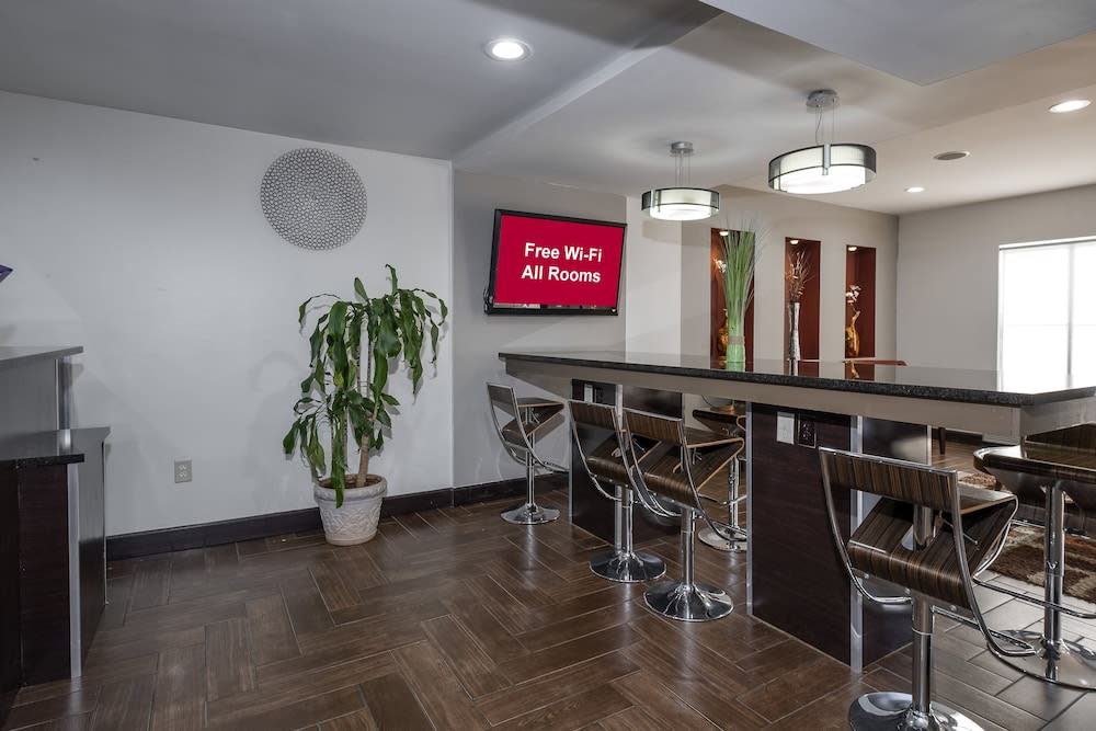 Red Roof Inn Raleigh North-Crabtree Mall-Lenovo Center 2