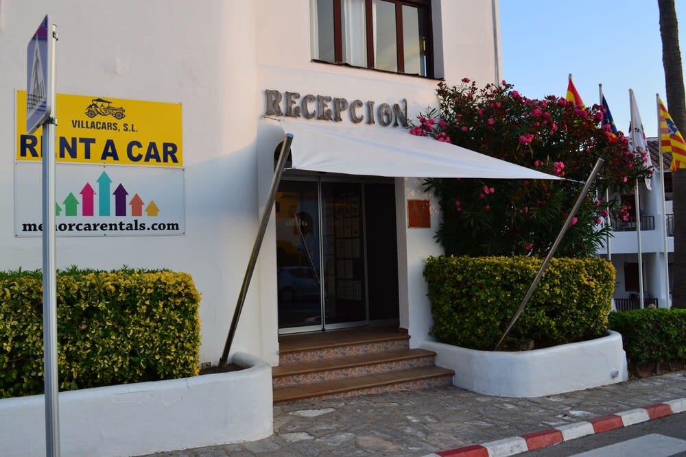 Apartamentos Son Bou Gardens 3